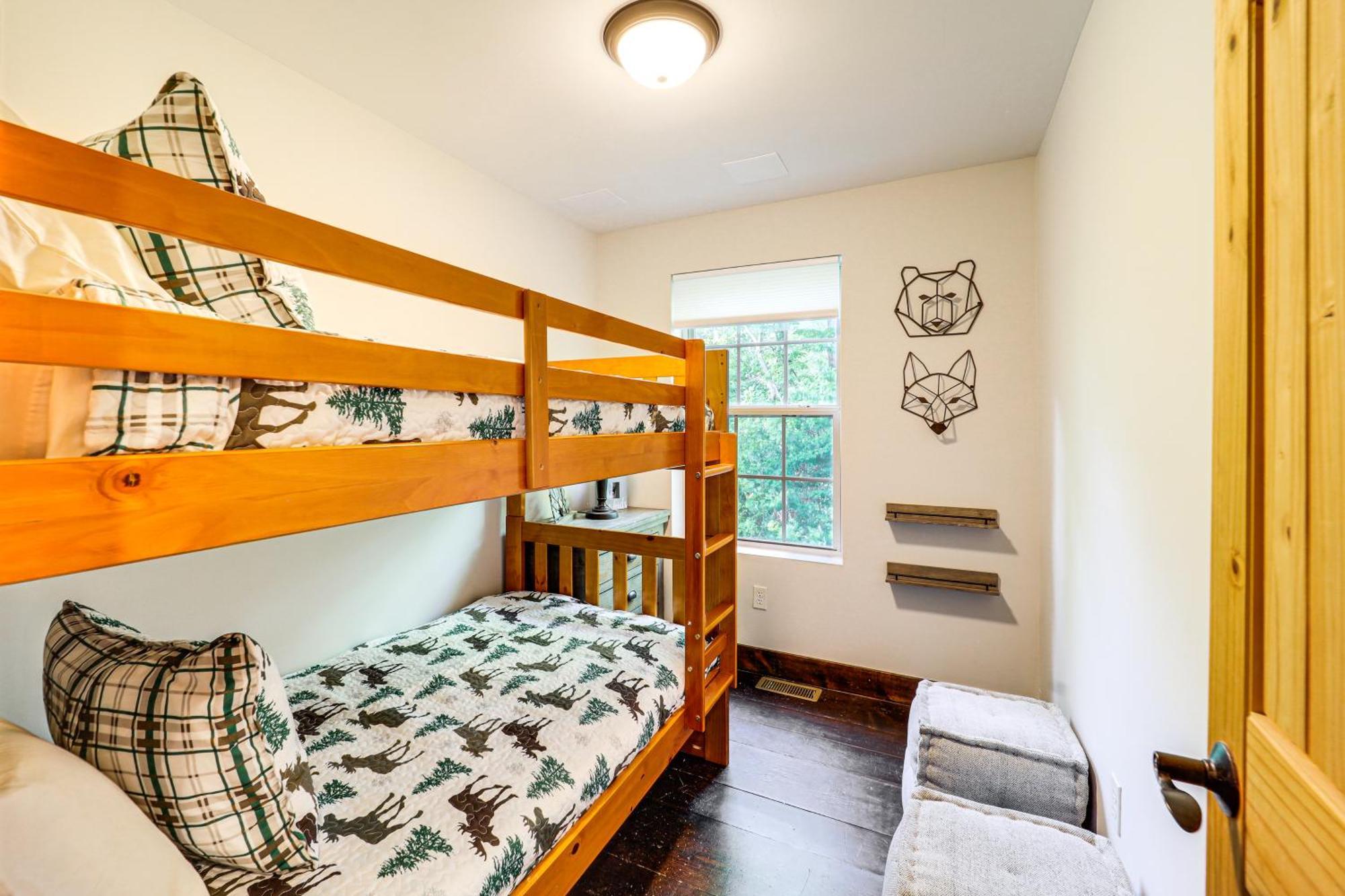 Luxe Appalachian Mountain Cabin With Hot Tub, Views Warrensville Esterno foto
